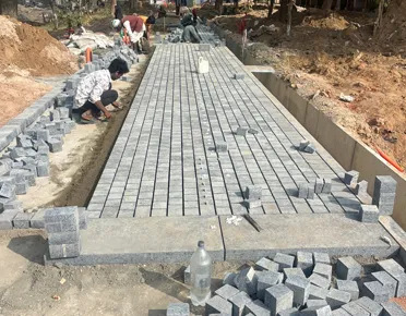 Cobble Stone Driveway