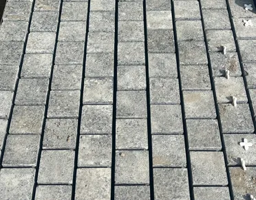 Cobble Stone Driveway