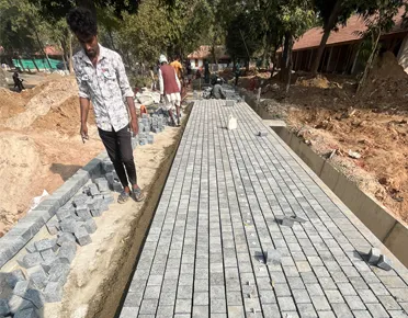 Cobble Stone Driveway