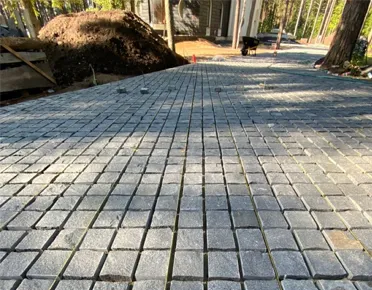 Cobble Stone Driveway