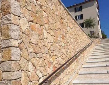 Cobble Stone Driveway