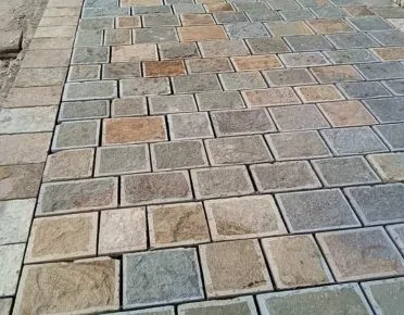 Cobble Stone Driveway
