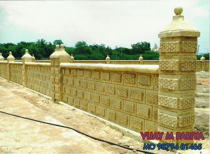 Compound wall with integrated planter box